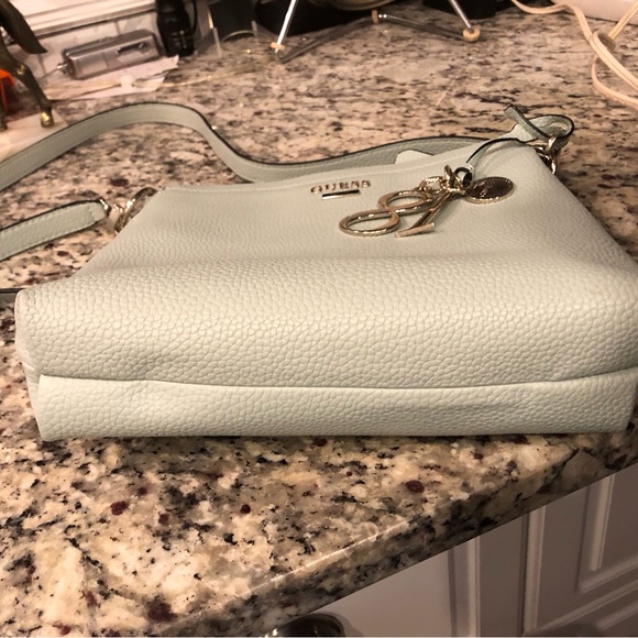 Guess Handbag - Picture 4 of 9